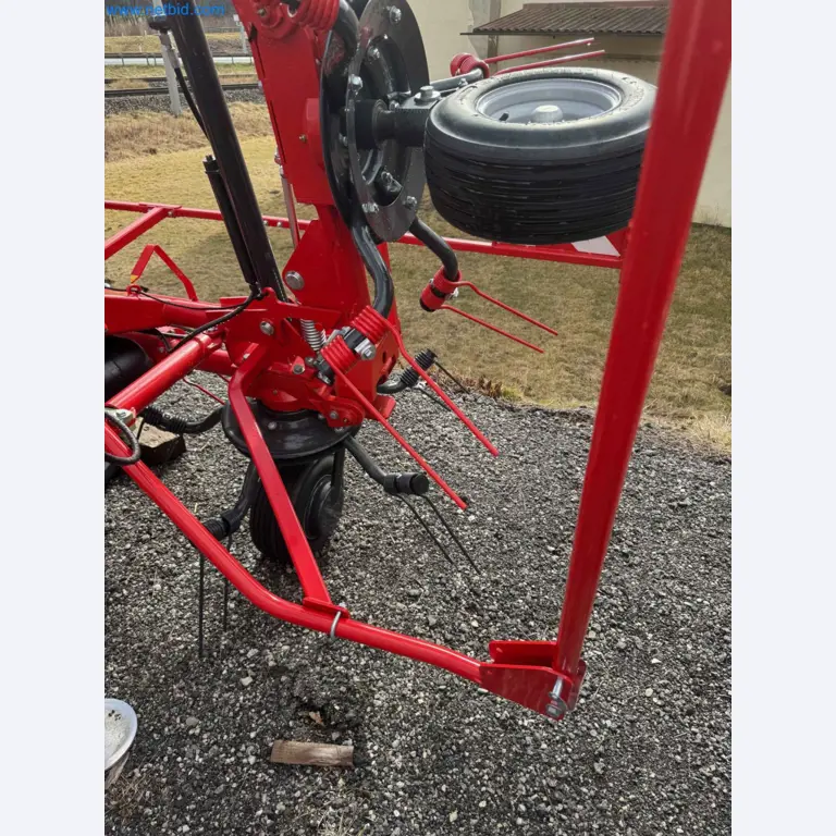 Kmetijski pripomočki in prikolice kot novi-13