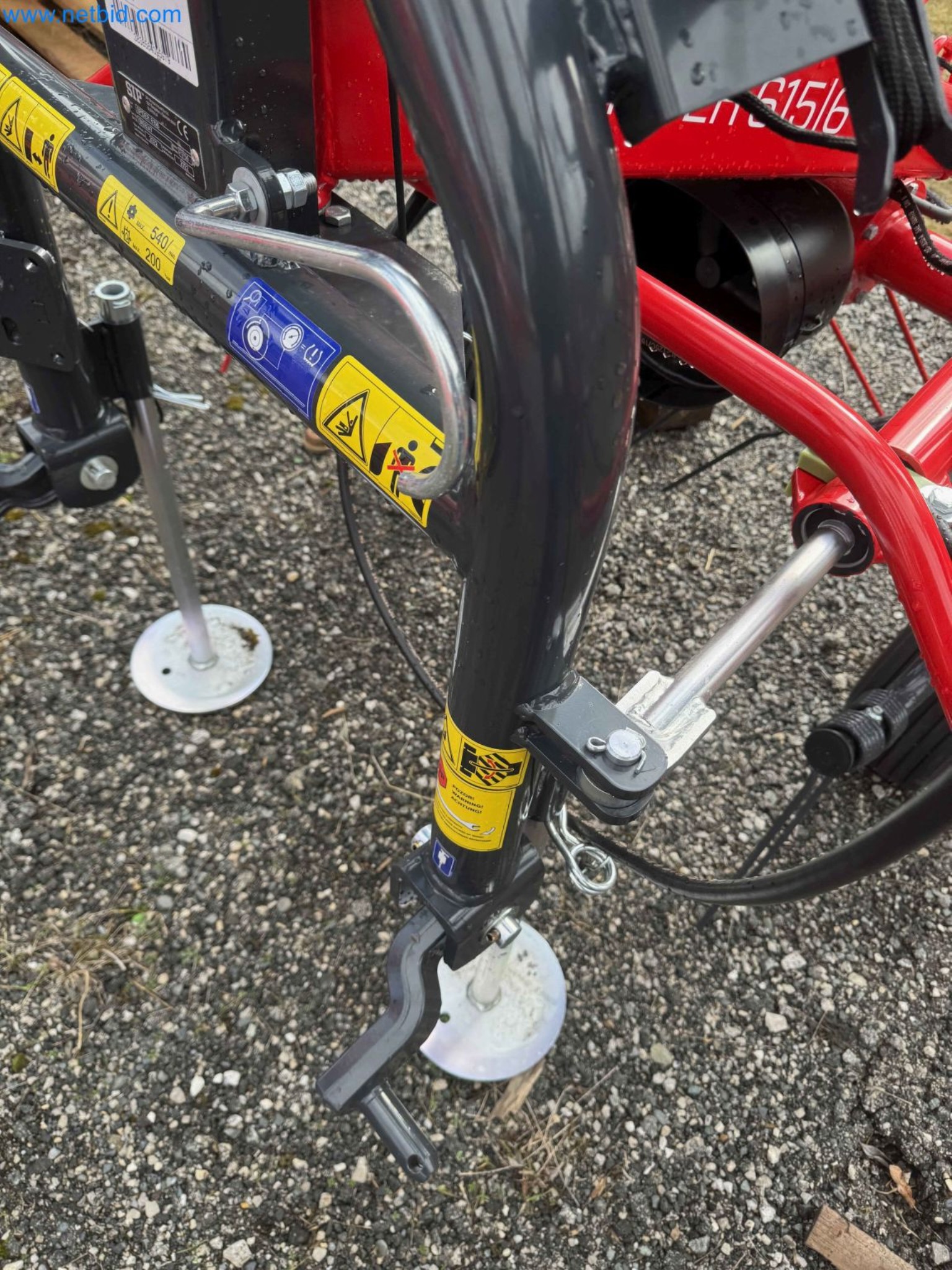 Kmetijski pripomočki in prikolice kot novi-14