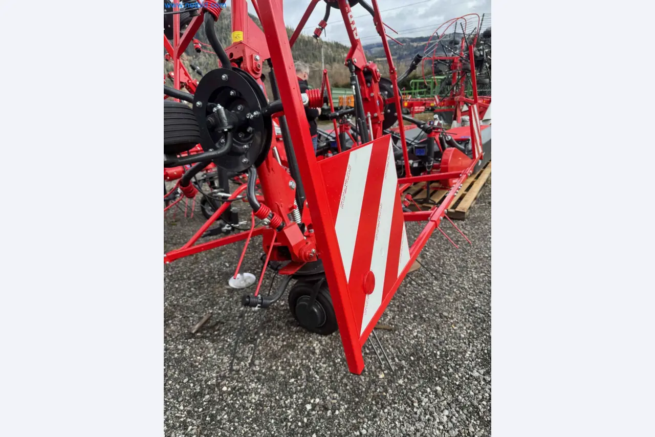 Kmetijski pripomočki in prikolice kot novi-16