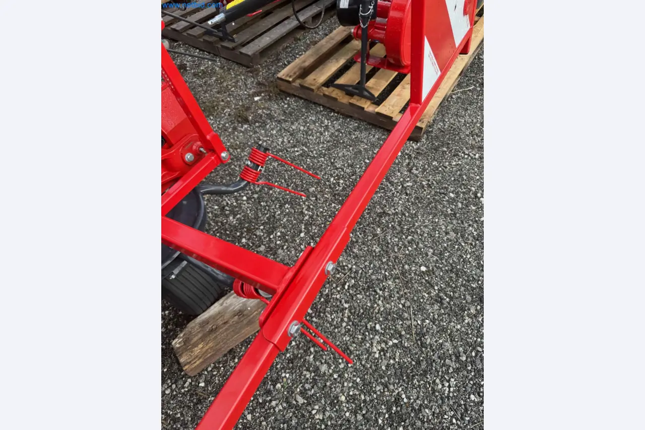 Kmetijski pripomočki in prikolice kot novi-26