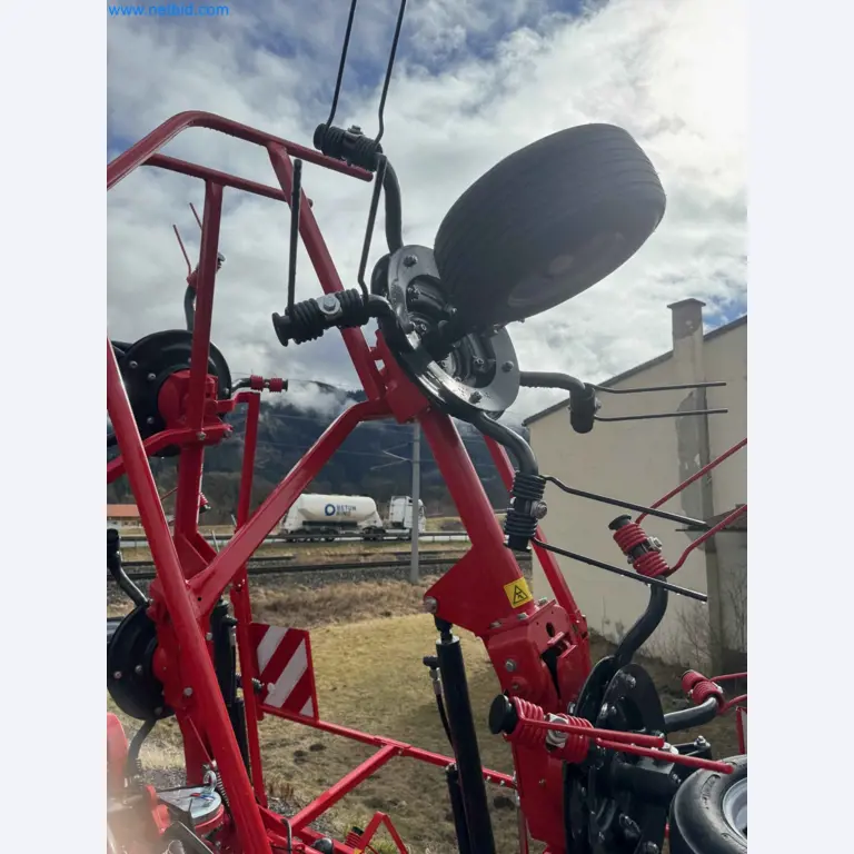 Kmetijski pripomočki in prikolice kot novi-28