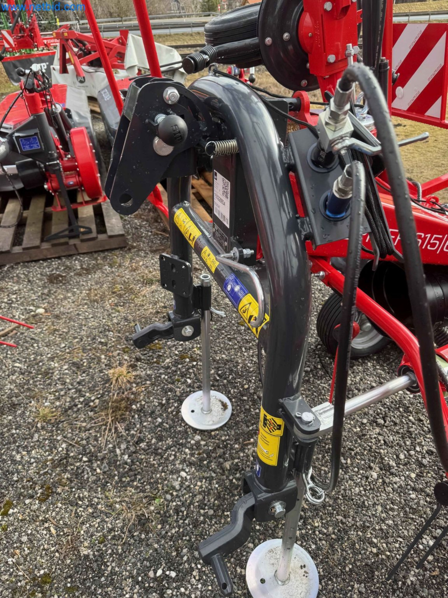 Kmetijski pripomočki in prikolice kot novi-6