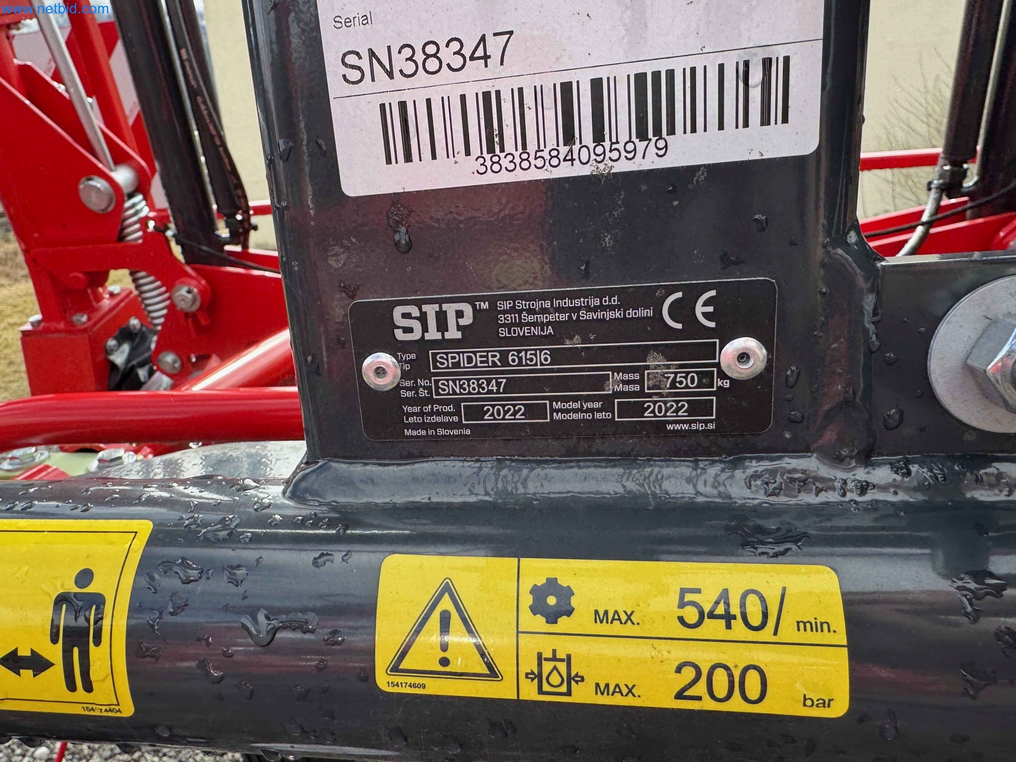 Kmetijski pripomočki in prikolice kot novi-7