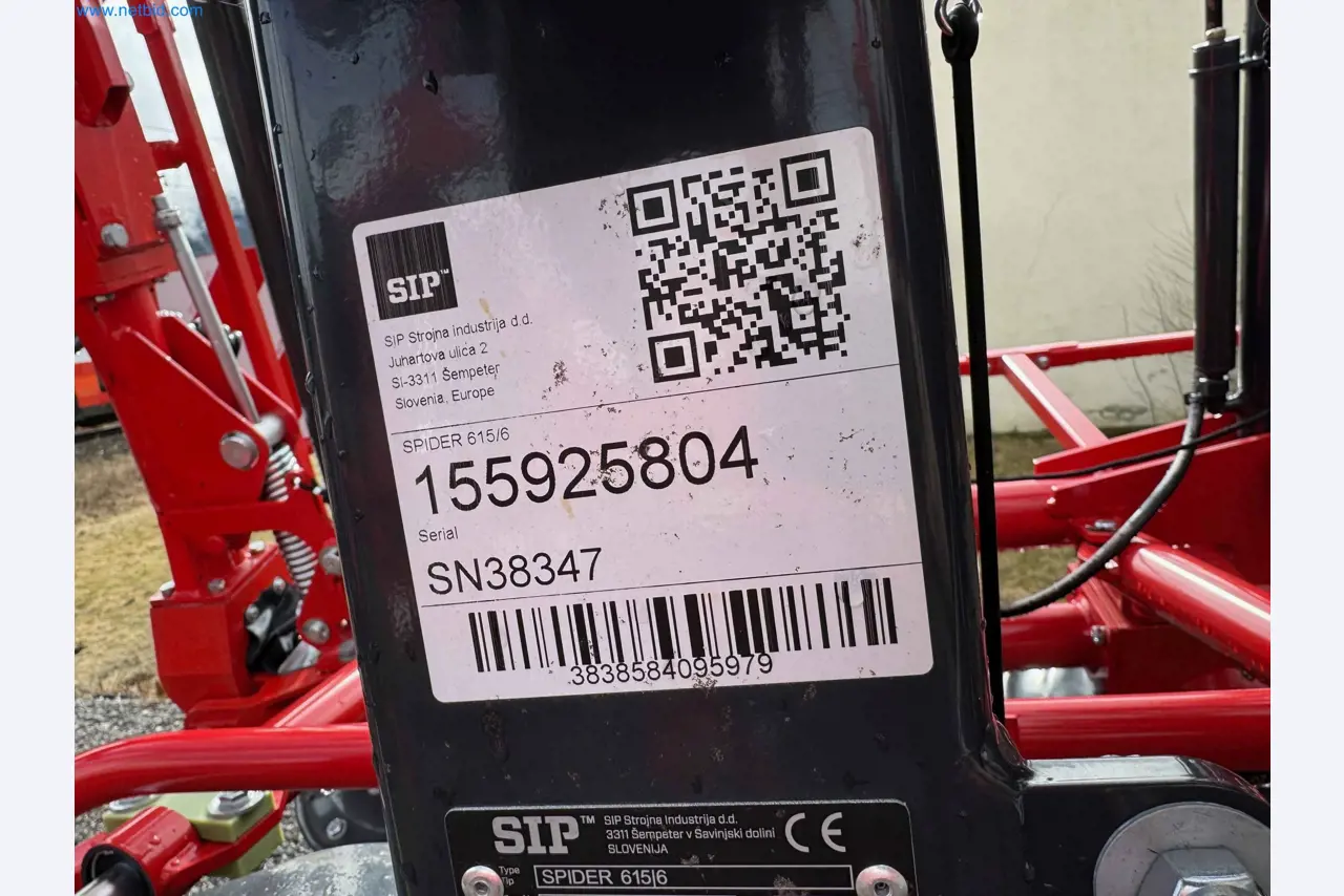 Kmetijski pripomočki in prikolice kot novi-8