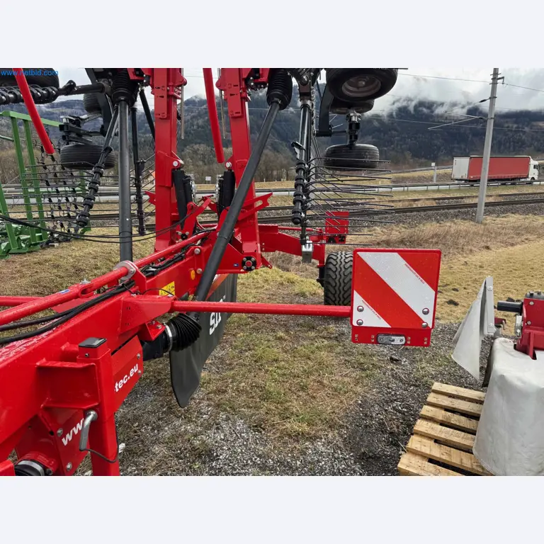 Kmetijski pripomočki in prikolice kot novi-10