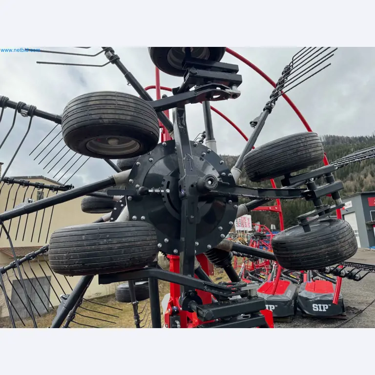 Kmetijski pripomočki in prikolice kot novi-19