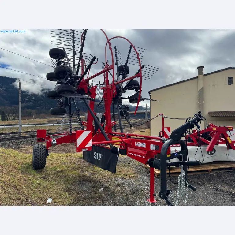 Kmetijski pripomočki in prikolice kot novi-1