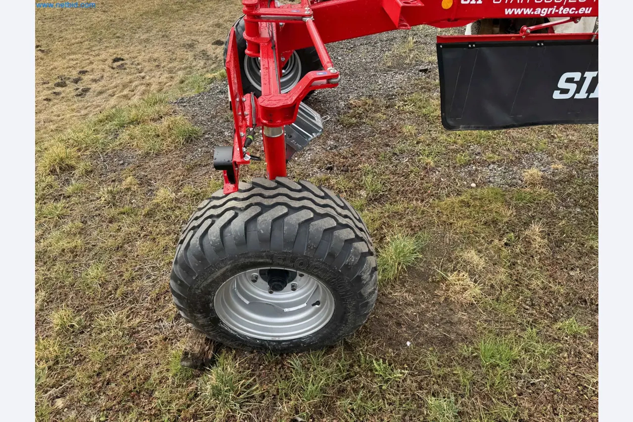 Kmetijski pripomočki in prikolice kot novi-23