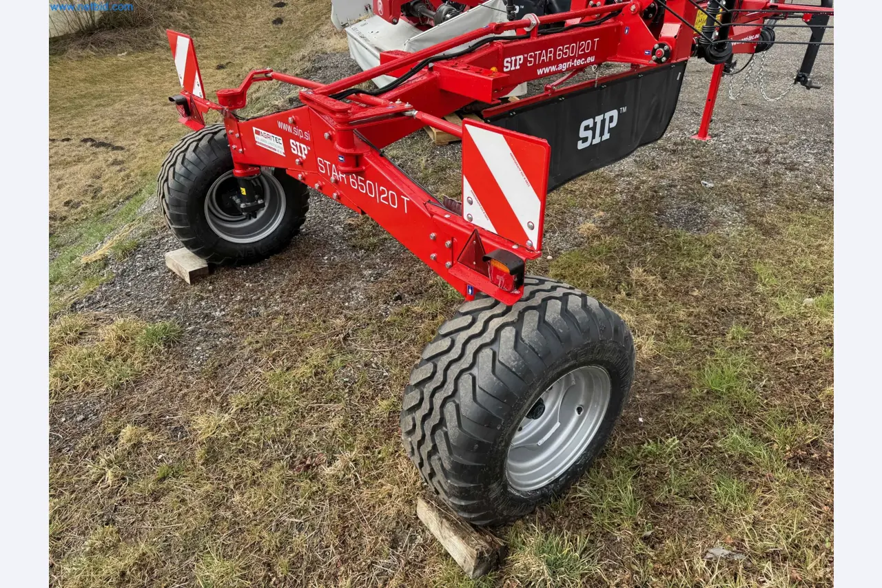 Kmetijski pripomočki in prikolice kot novi-26