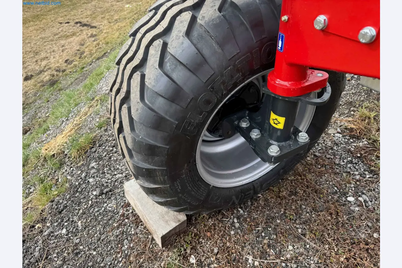 Kmetijski pripomočki in prikolice kot novi-34