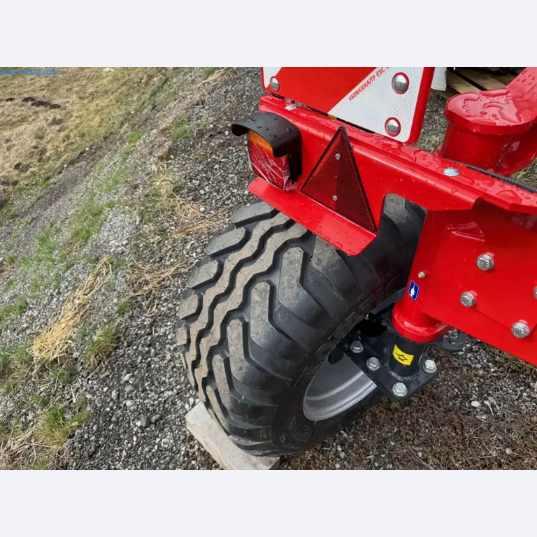 Kmetijski pripomočki in prikolice kot novi-36