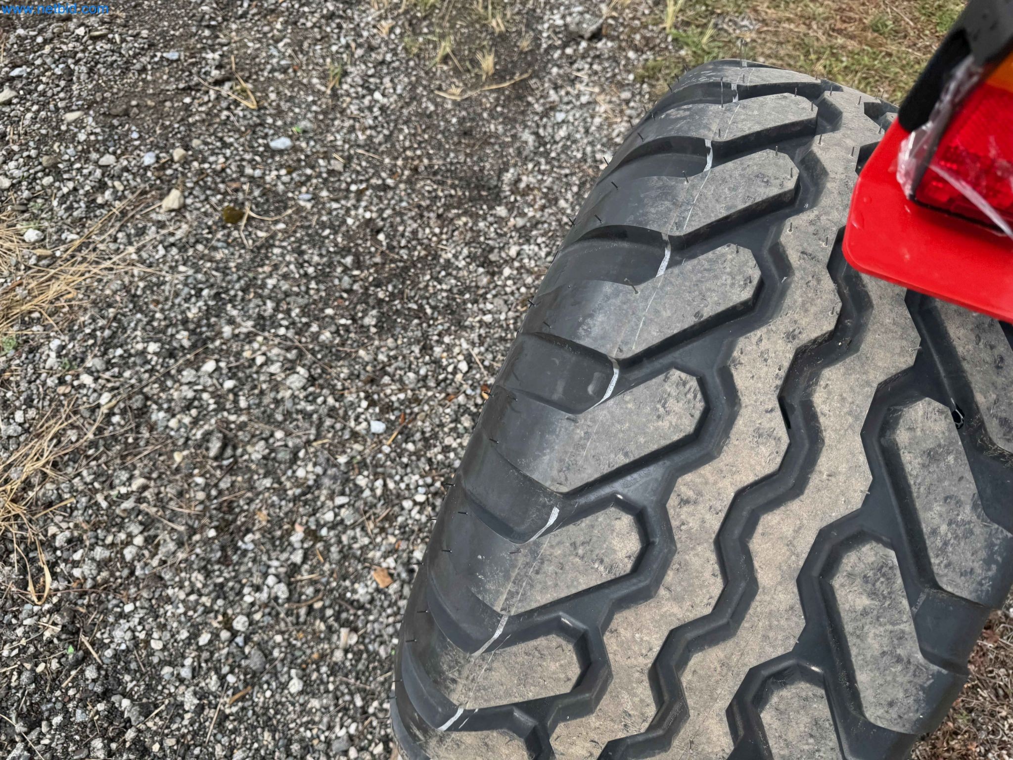 Kmetijski pripomočki in prikolice kot novi-37