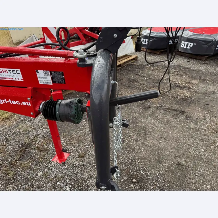 Kmetijski pripomočki in prikolice kot novi-3