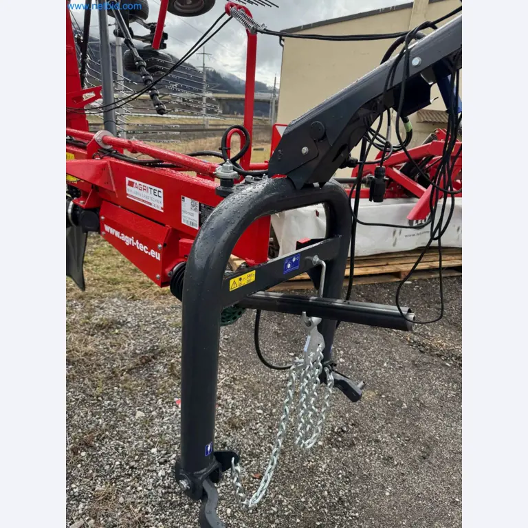 Kmetijski pripomočki in prikolice kot novi-4