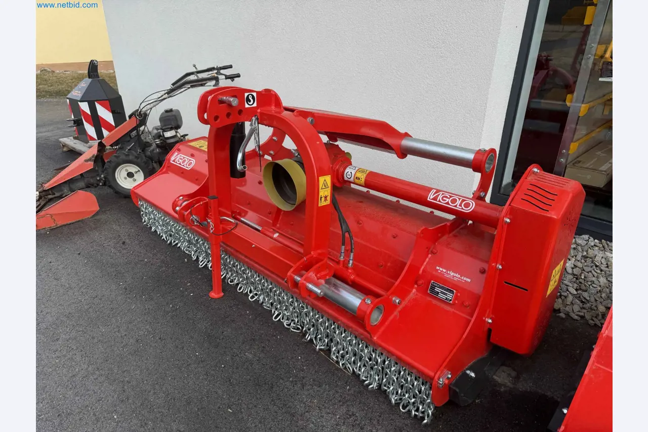 Kmetijski pripomočki in prikolice kot novi-11