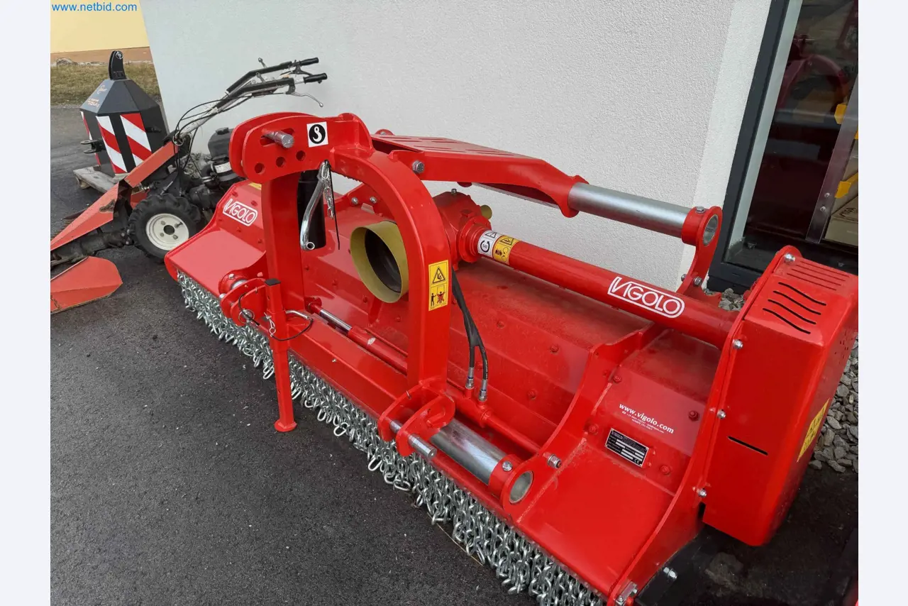 Kmetijski pripomočki in prikolice kot novi-12