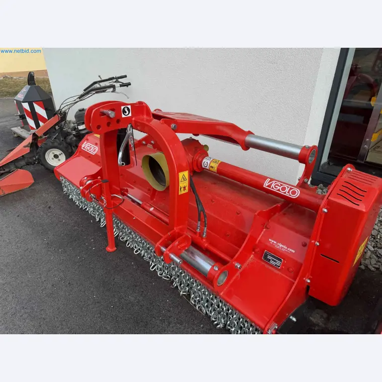 Kmetijski pripomočki in prikolice kot novi-12