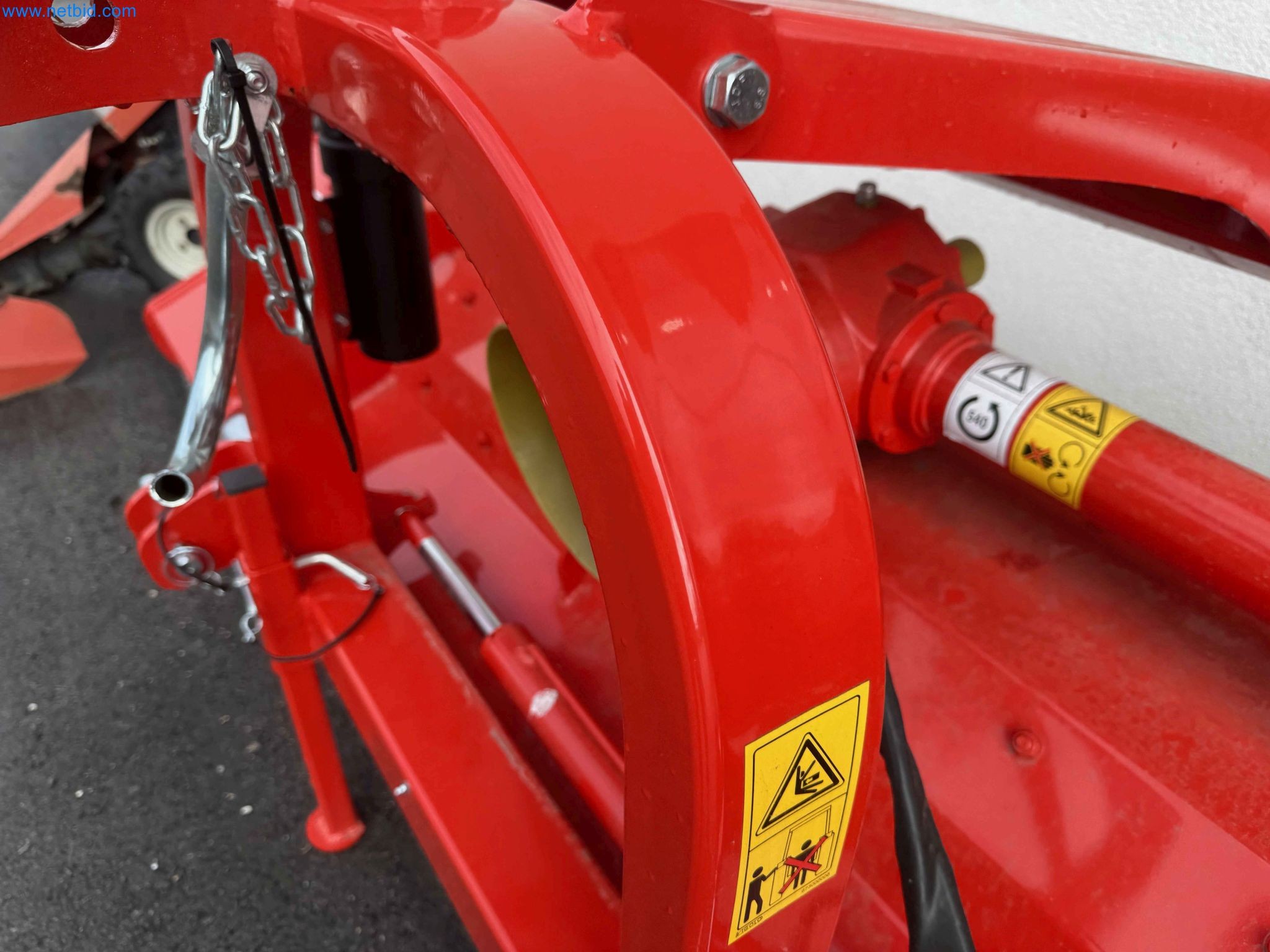 Kmetijski pripomočki in prikolice kot novi-16