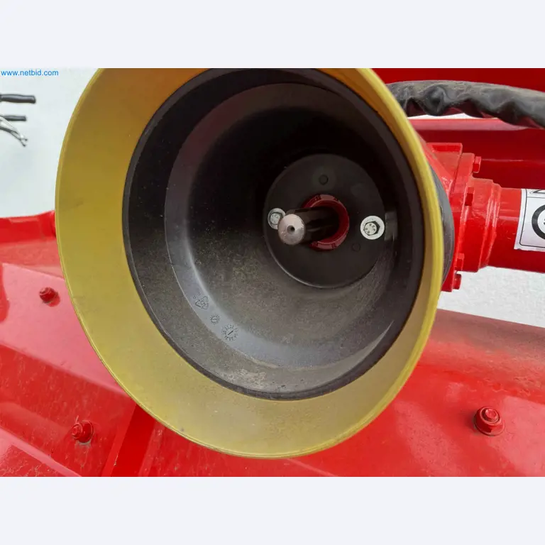 Kmetijski pripomočki in prikolice kot novi-17