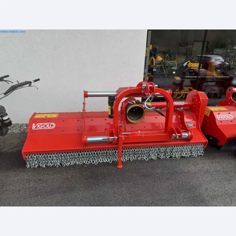 Kmetijski pripomočki in prikolice kot novi-1