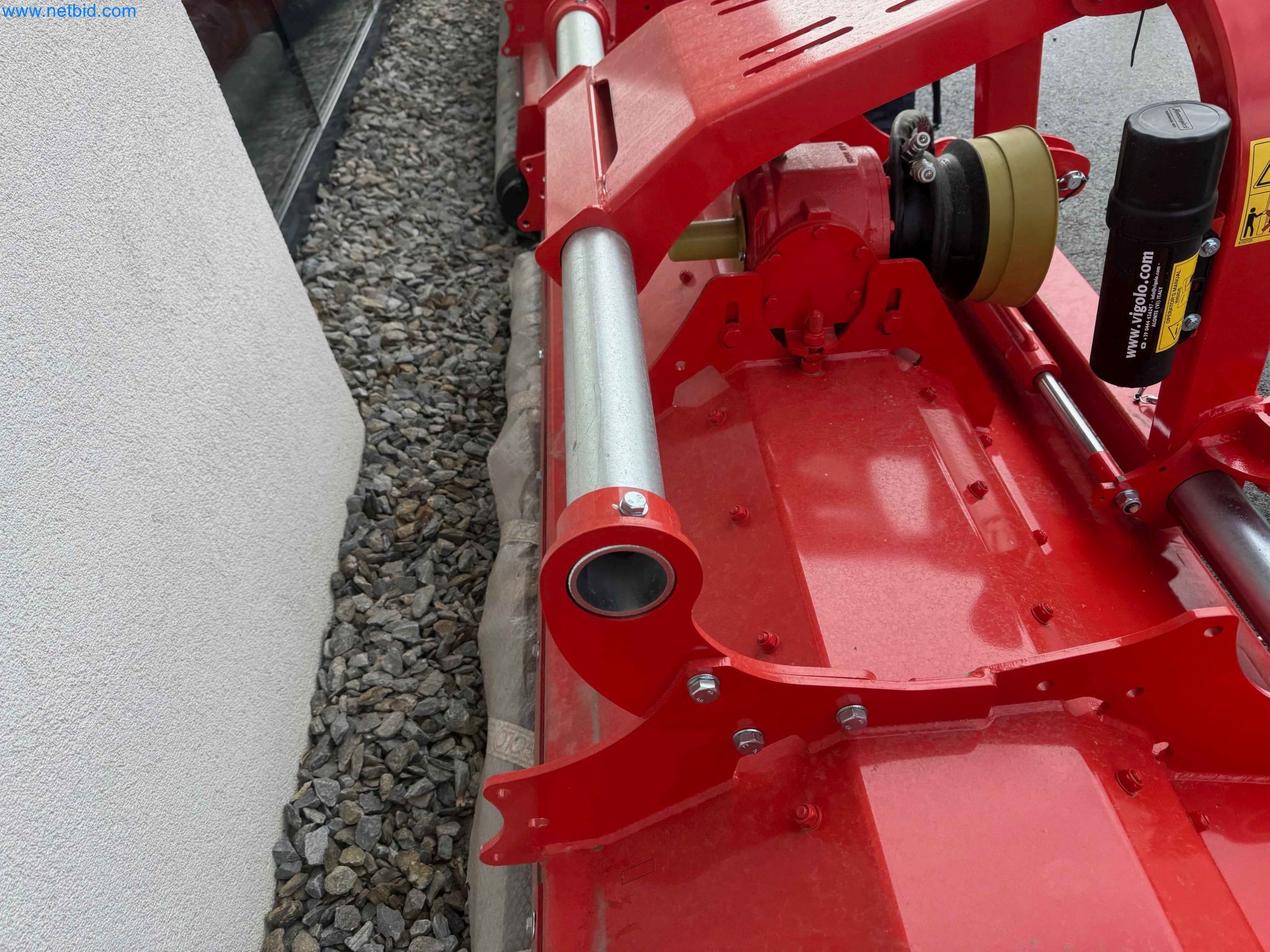 Kmetijski pripomočki in prikolice kot novi-6