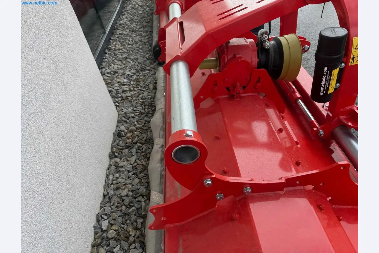 Kmetijski pripomočki in prikolice kot novi-6