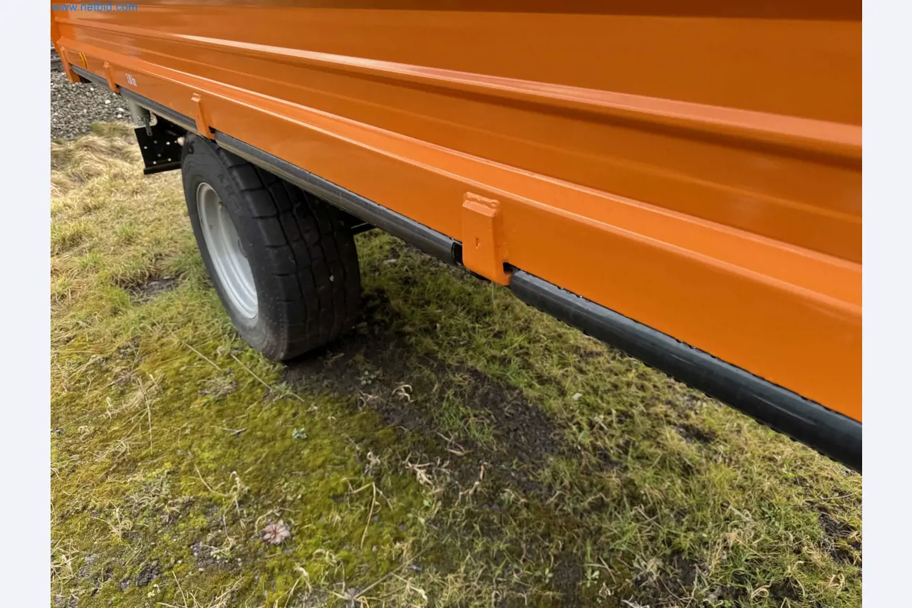 Kmetijski pripomočki in prikolice kot novi-15