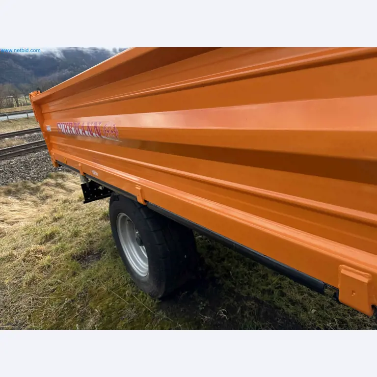 Kmetijski pripomočki in prikolice kot novi-16