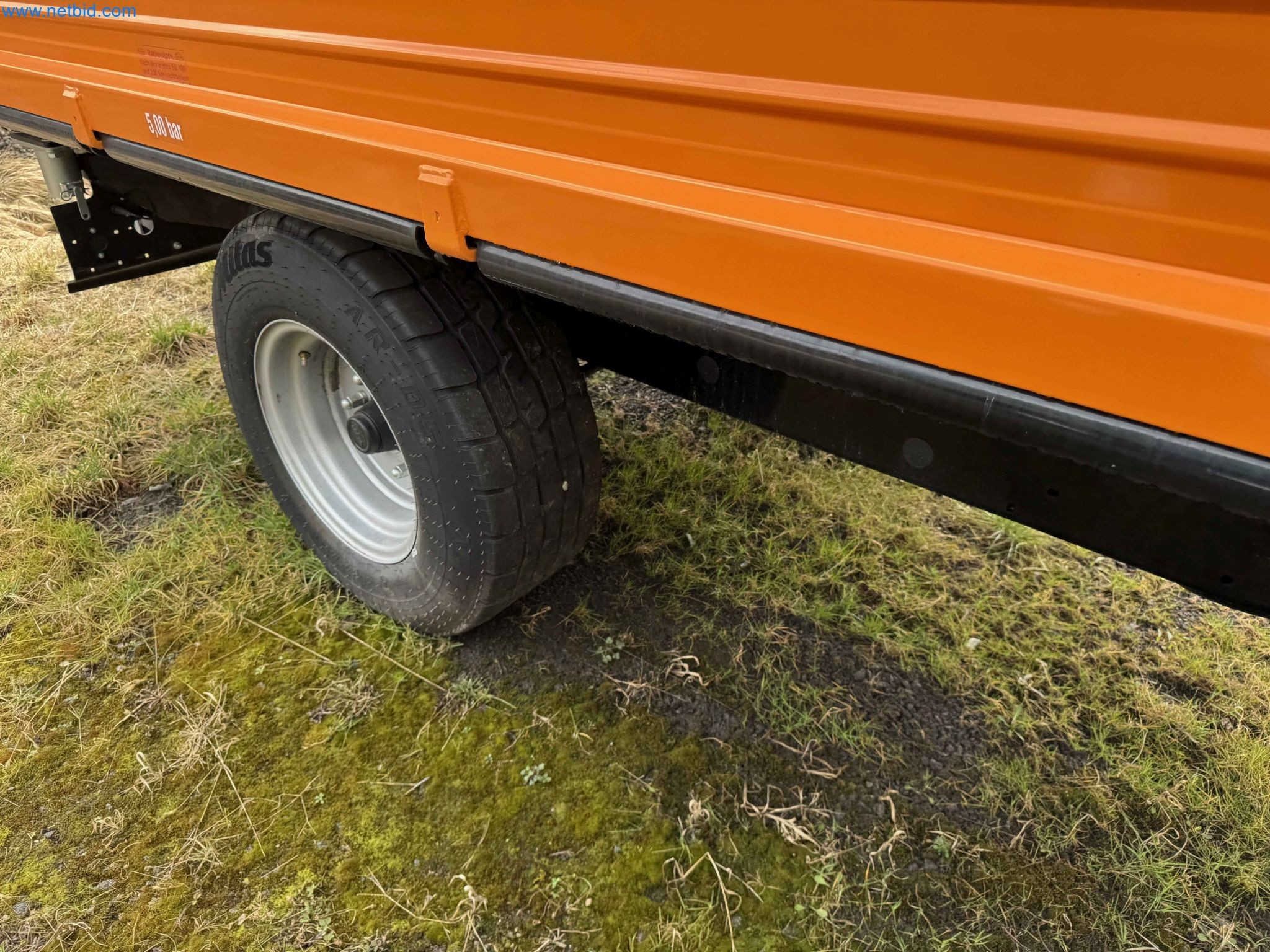 Kmetijski pripomočki in prikolice kot novi-17