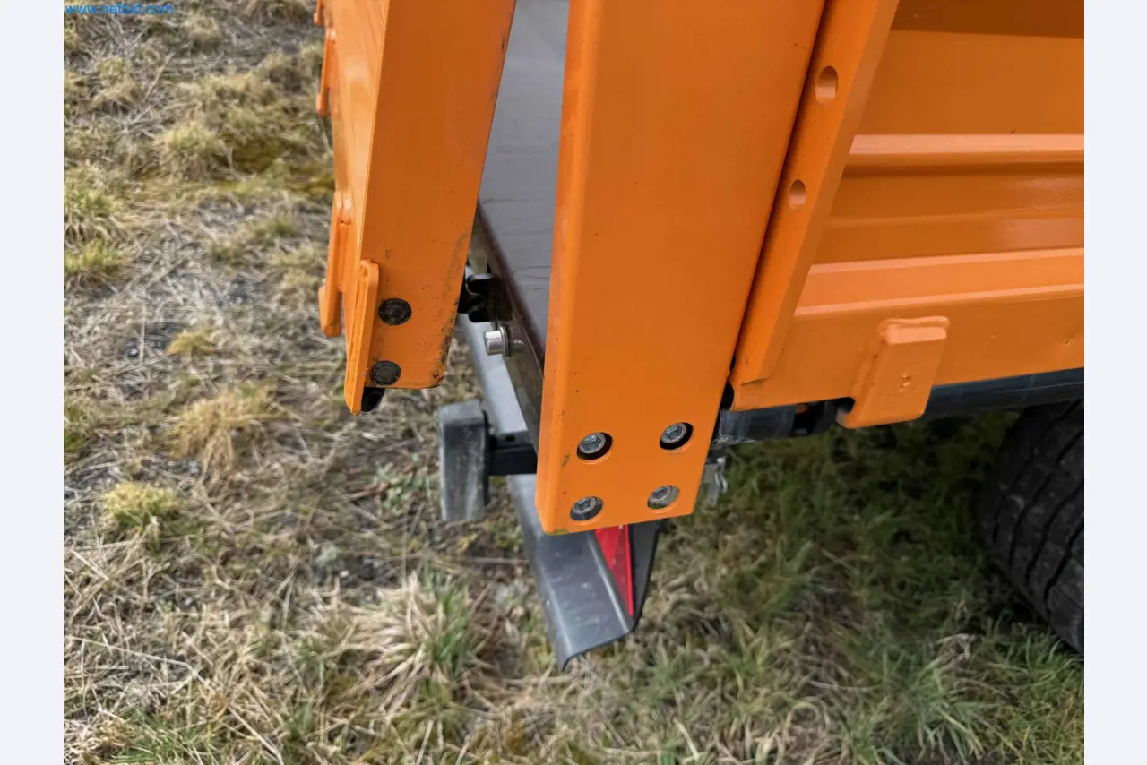 Kmetijski pripomočki in prikolice kot novi-25