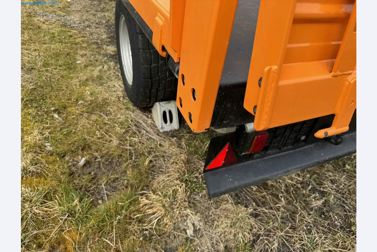 Kmetijski pripomočki in prikolice kot novi-32