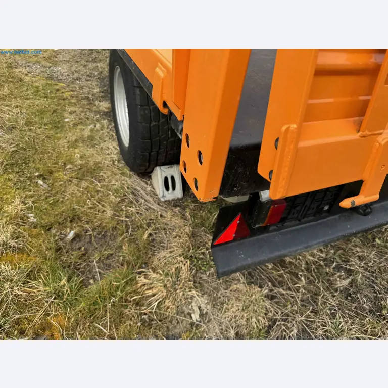 Kmetijski pripomočki in prikolice kot novi-32