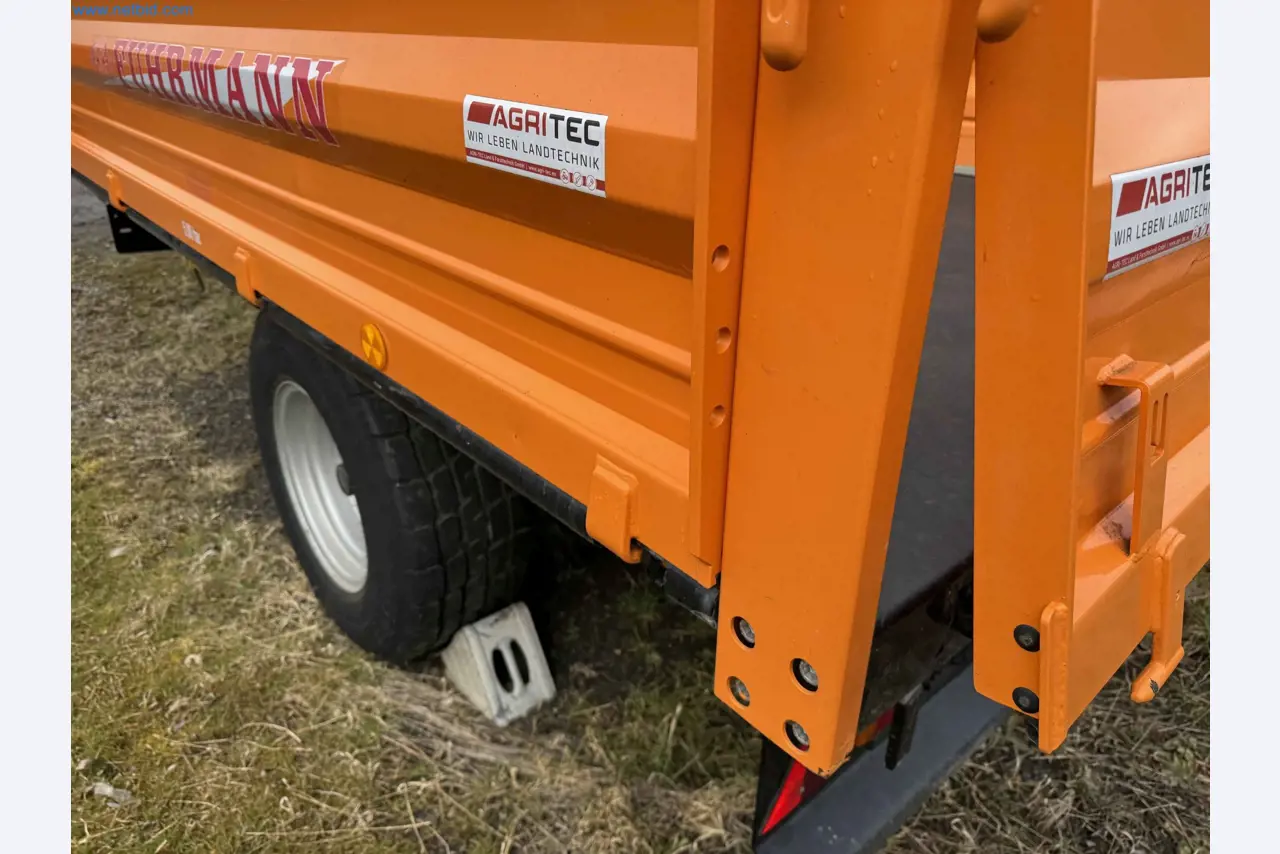 Kmetijski pripomočki in prikolice kot novi-33