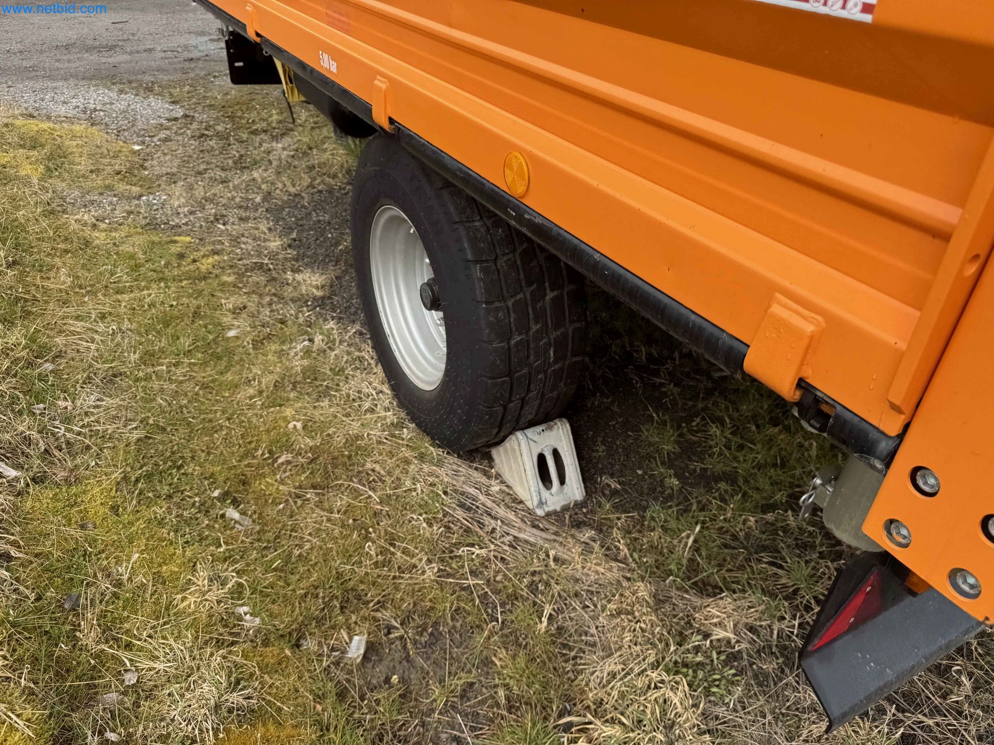 Kmetijski pripomočki in prikolice kot novi-38