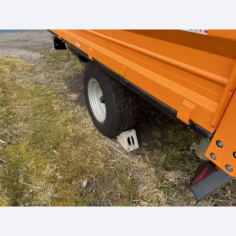 Kmetijski pripomočki in prikolice kot novi-38