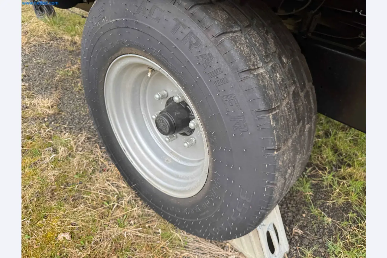 Kmetijski pripomočki in prikolice kot novi-41