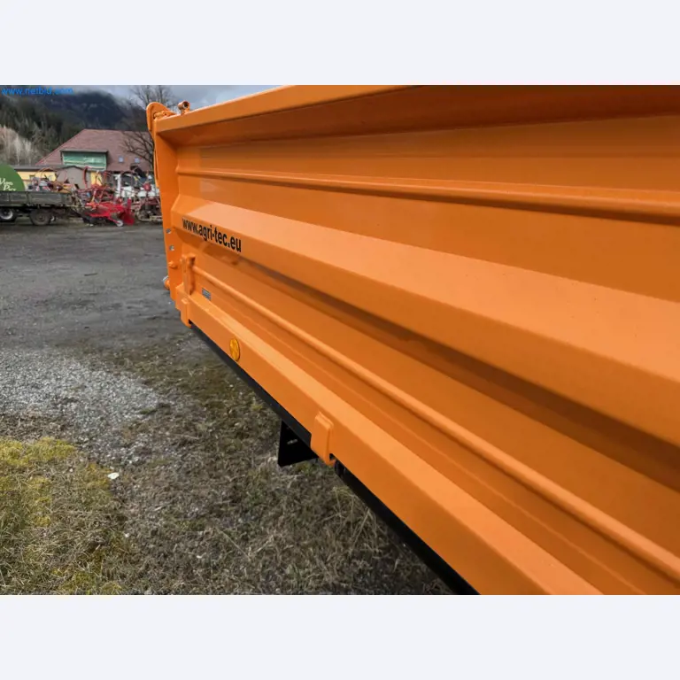 Kmetijski pripomočki in prikolice kot novi-47