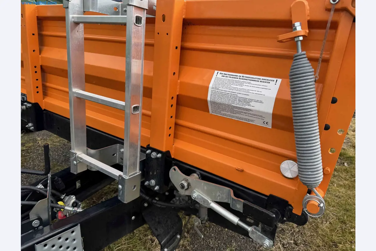 Kmetijski pripomočki in prikolice kot novi-49