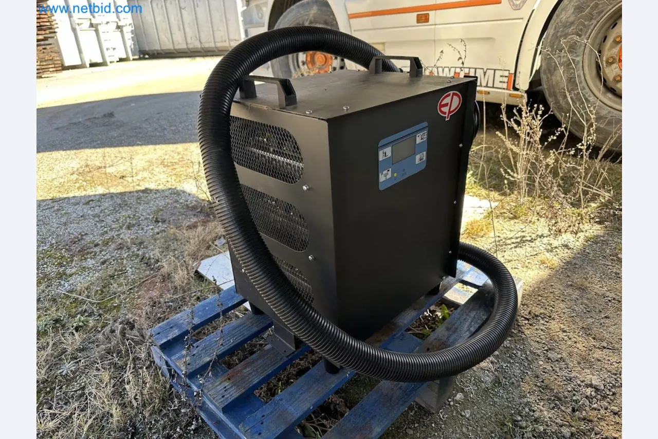 Elektryczny wózek widłowy EP EFL702 (70 LI-ION)-19