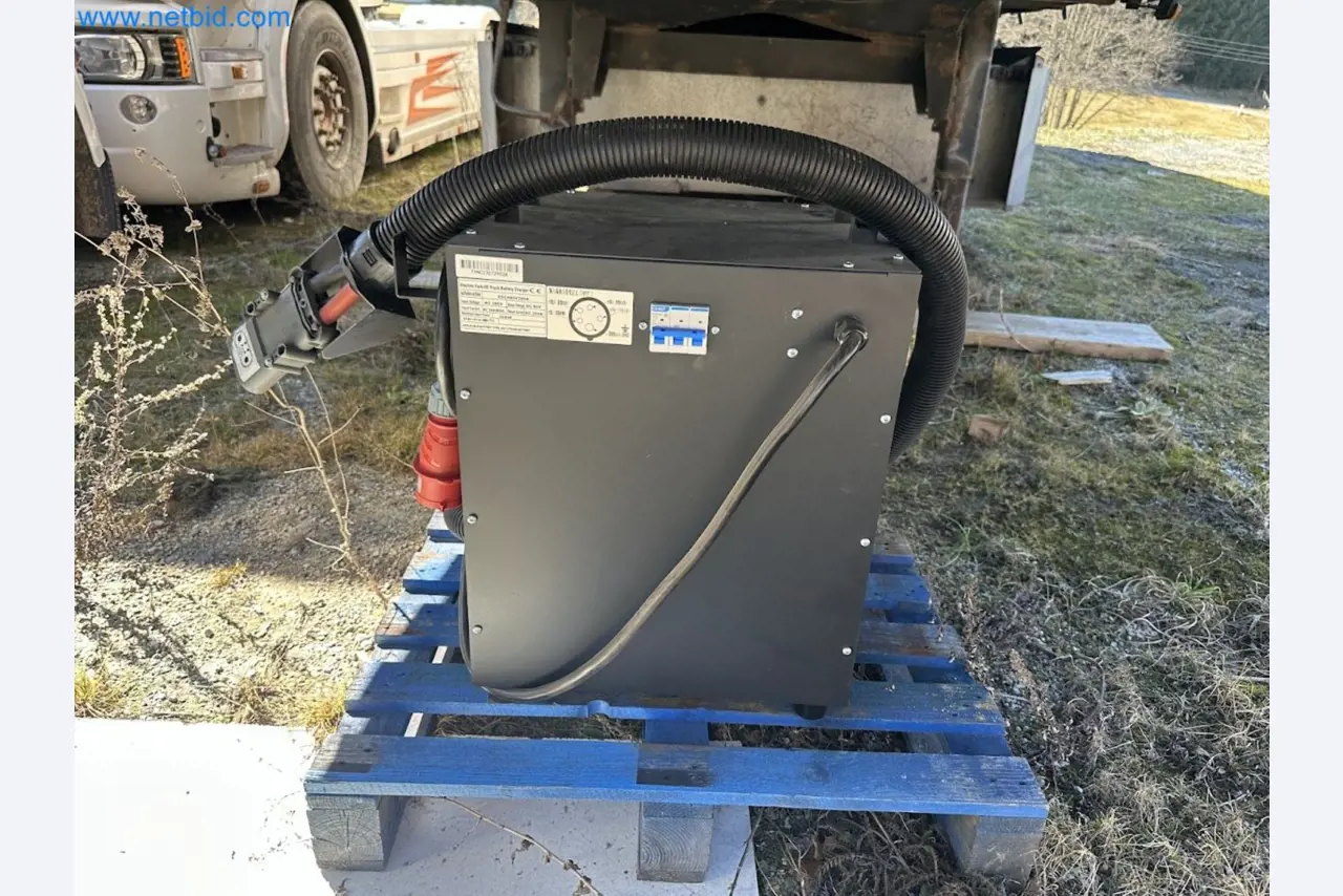 Elektryczny wózek widłowy EP EFL702 (70 LI-ION)-21