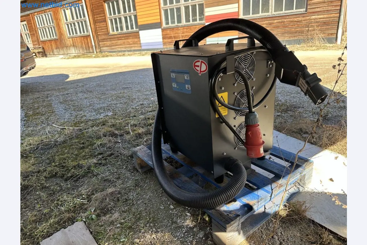 Elektryczny wózek widłowy EP EFL702 (70 LI-ION)-23