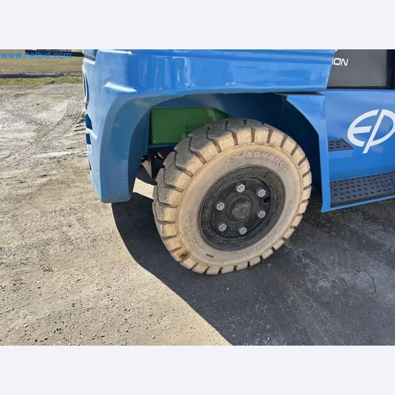 Elektryczny wózek widłowy EP EFL702 (70 LI-ION)-34