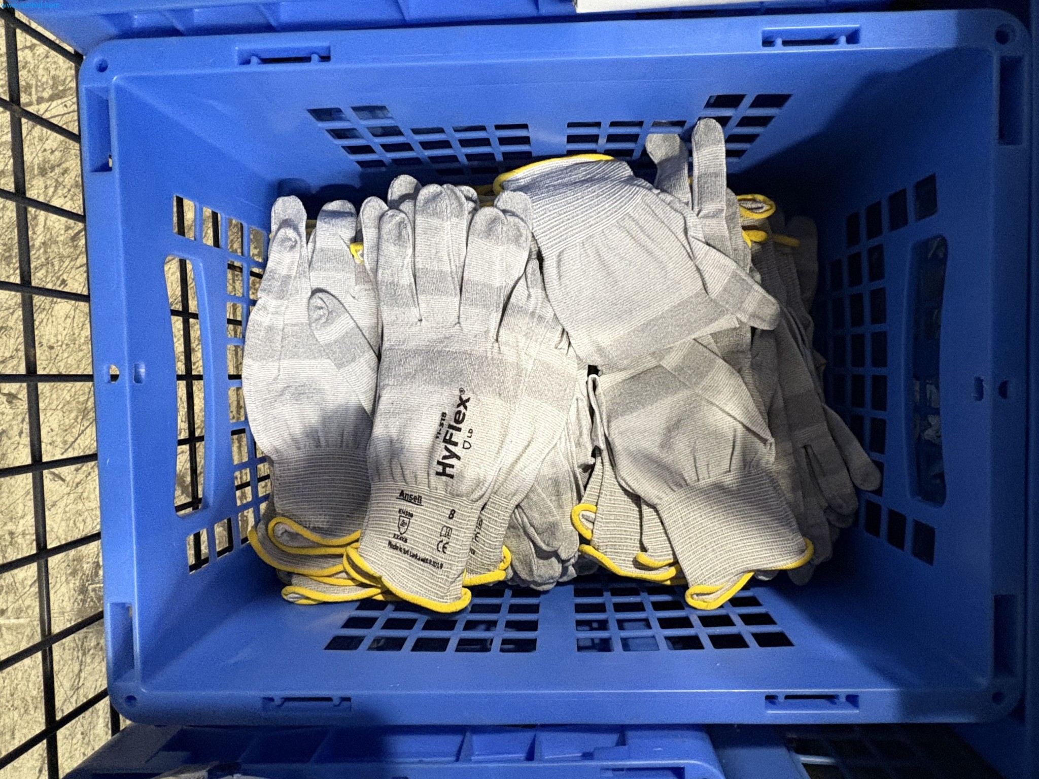 Sprzęt do produkcji samochodów (2. aukcja)-3