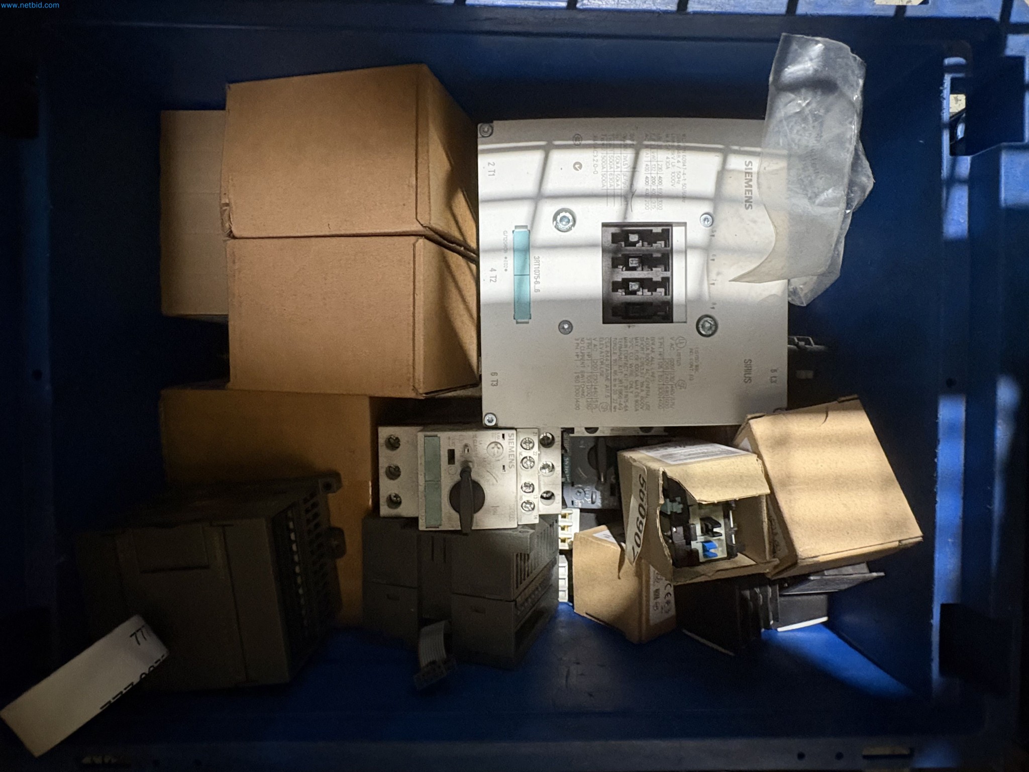 Sprzęt do produkcji samochodów (2. aukcja)-12