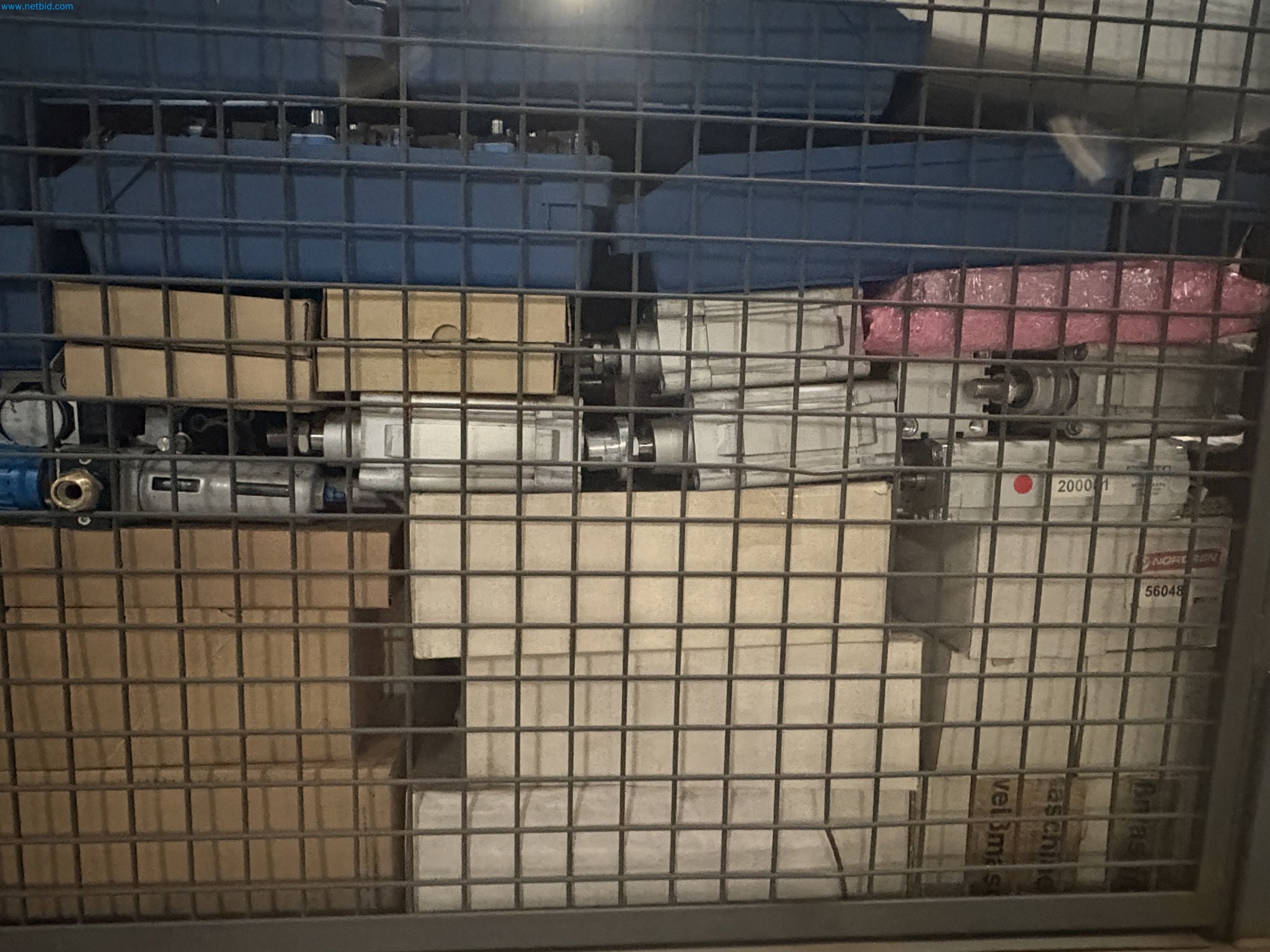 Sprzęt do produkcji samochodów (2. aukcja)-3