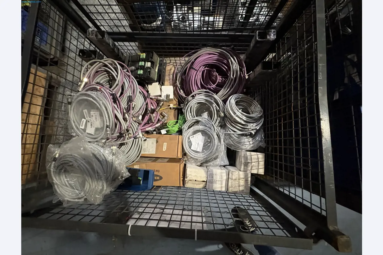 Sprzęt do produkcji samochodów (2. aukcja)-2