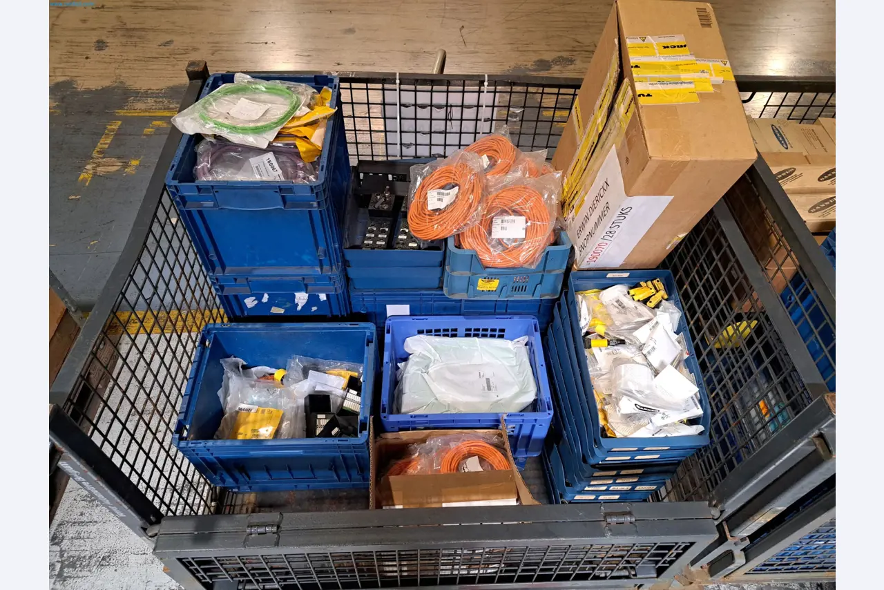 Sprzęt do produkcji samochodów (2. aukcja)-8