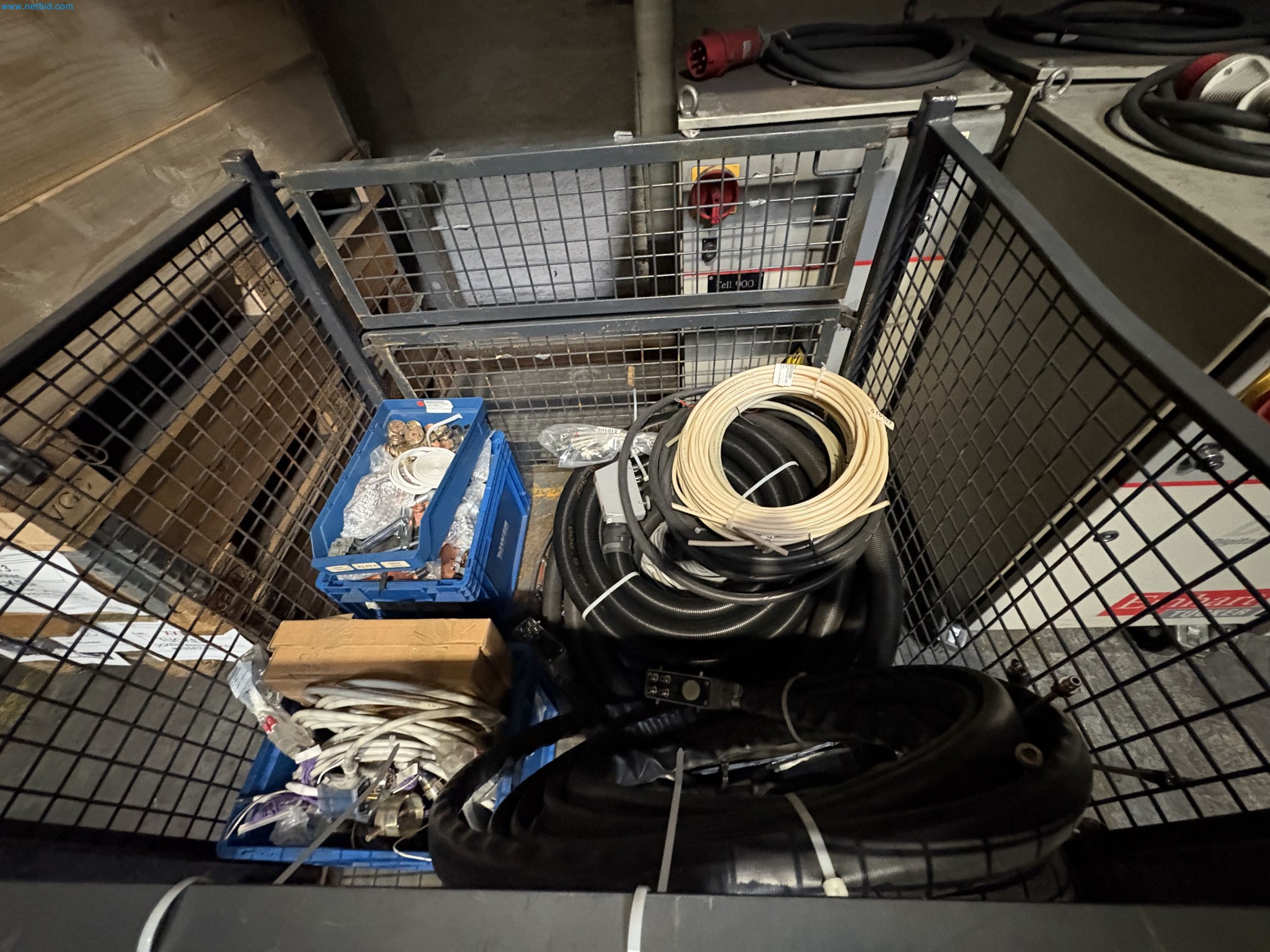 Sprzęt do produkcji samochodów (2. aukcja)-2