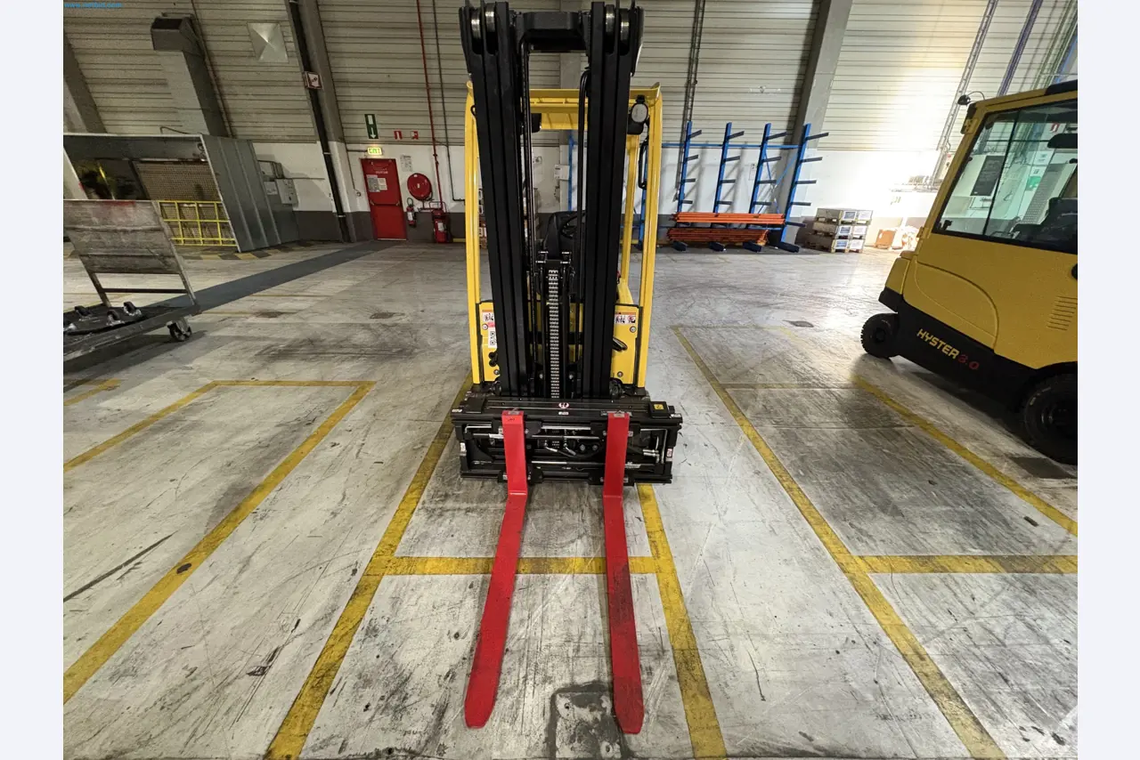 Sprzęt do produkcji samochodów-2