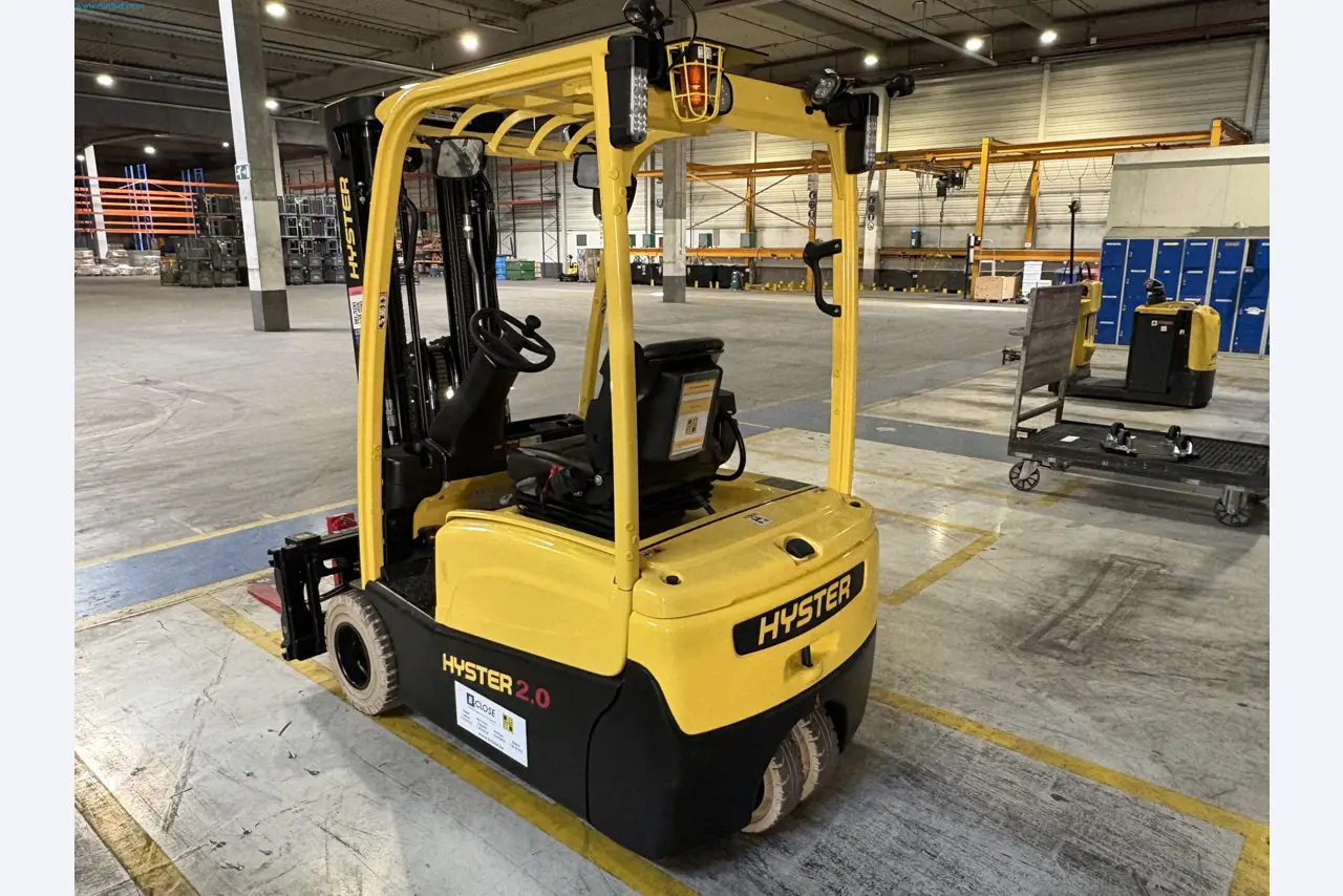 Sprzęt do produkcji samochodów-8